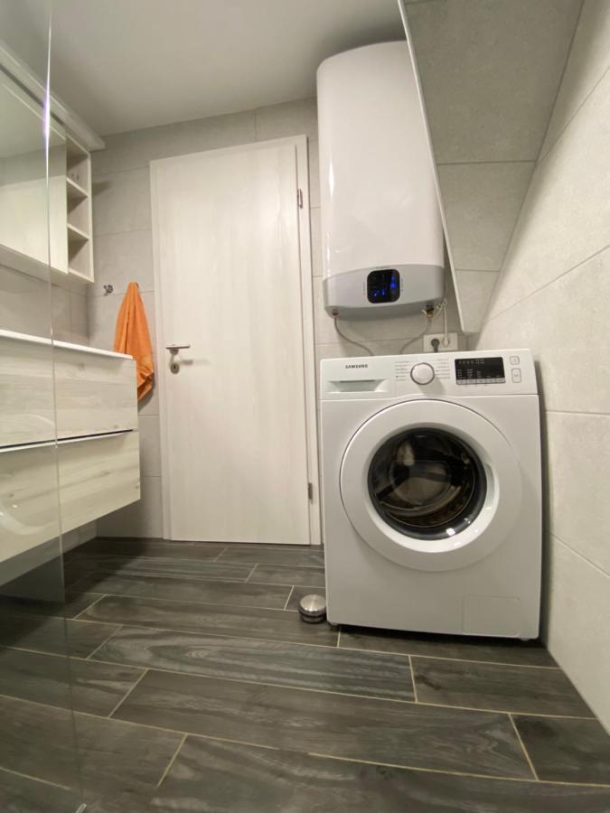 Apartma Sinitus 伊佐拉 外观 照片