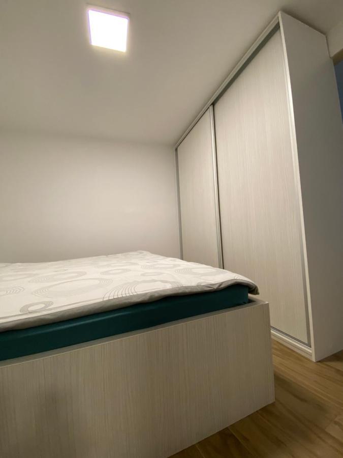 Apartma Sinitus 伊佐拉 外观 照片
