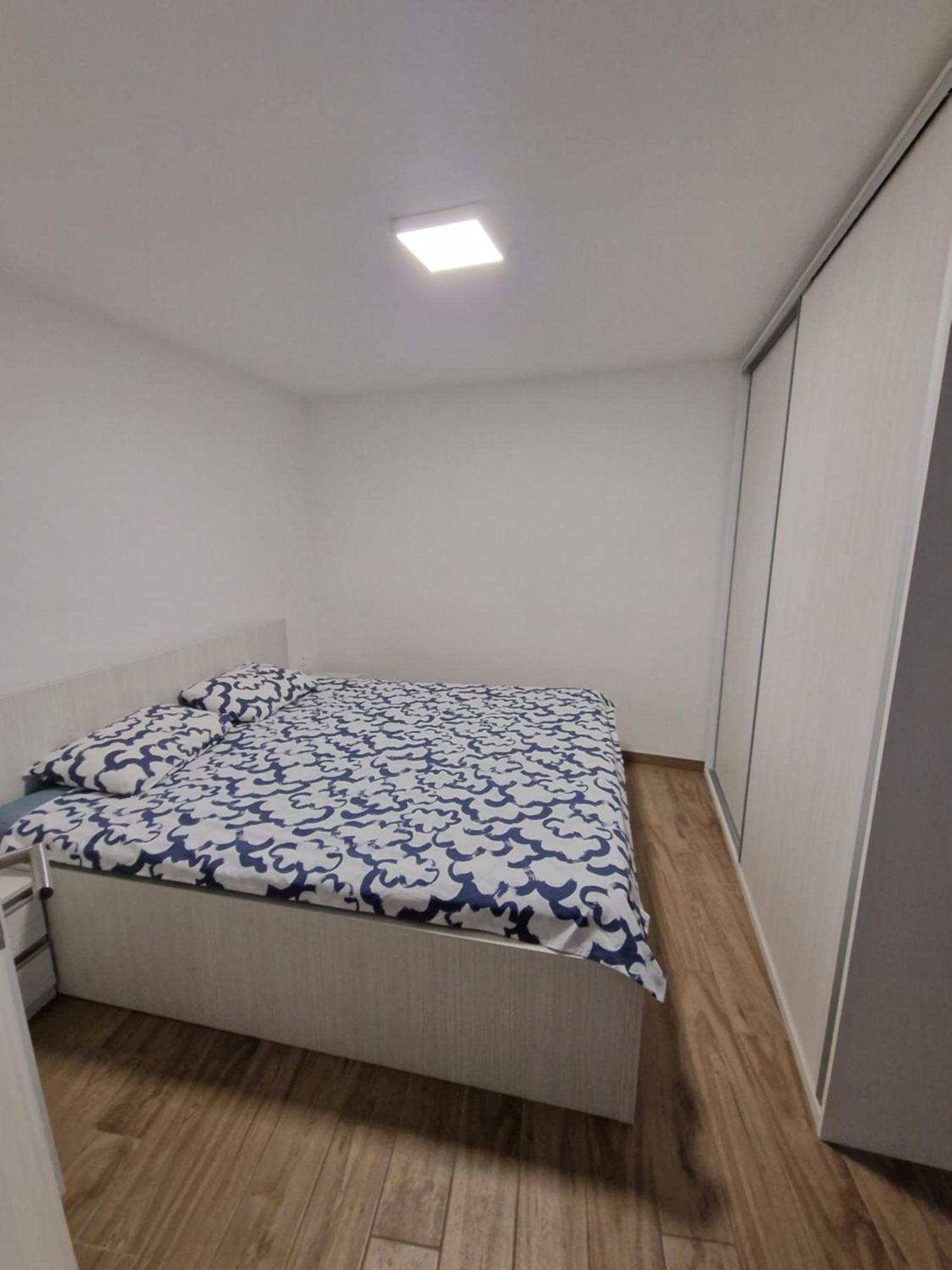 Apartma Sinitus 伊佐拉 外观 照片